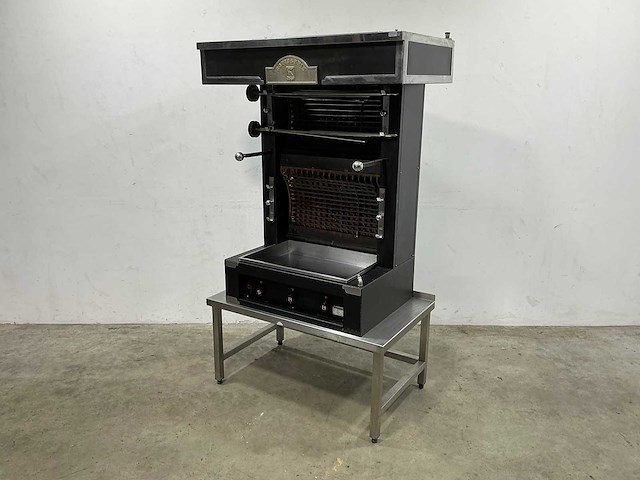 Ubert - ff 24e - rotisserie - afbeelding 1 van  9