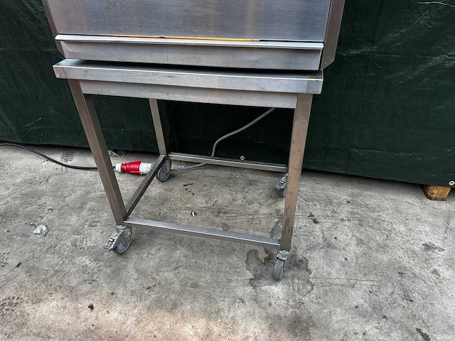 Ubert - mr. pick grill-rotisserie - rotisserie kippengrill - afbeelding 5 van  10