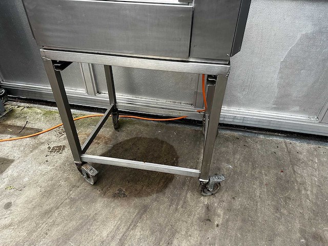 Ubert - rotisserie kippengrill - afbeelding 2 van  4