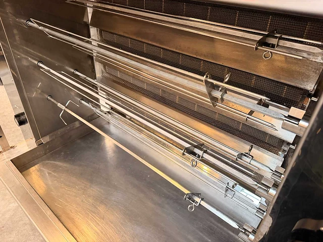 Ubert - rt44g - moniele infrarood rotisserie - afbeelding 7 van  12