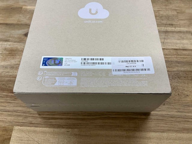 Ubiquiti cloud gataway max - afbeelding 3 van  4