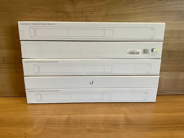 Ubiquiti edgerouter rack mount kit (5x) - afbeelding 1 van  4