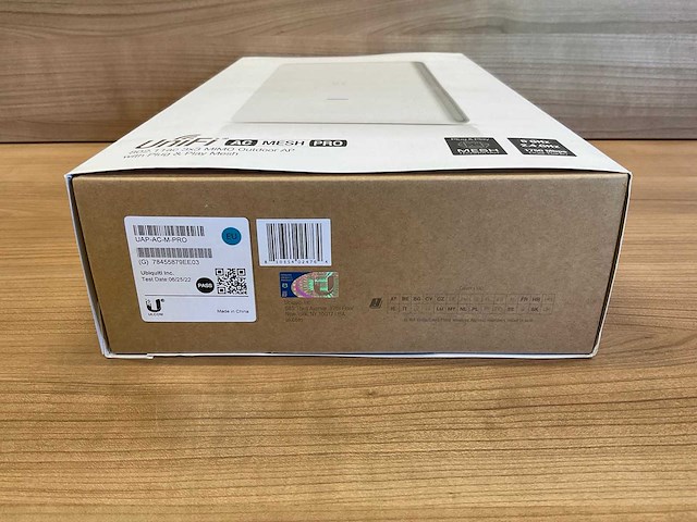 Ubiquiti unifi ac mesh pro (uap-ac-m-pro) - outdoor access point - afbeelding 1 van  3