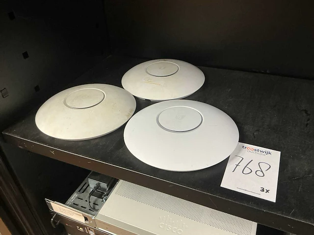Ubiquiti unifi access point (3x) - afbeelding 1 van  5