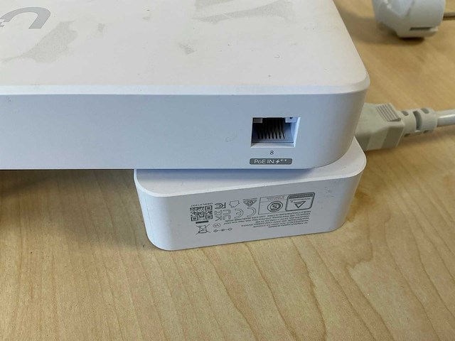 Ubiquiti unify acces point (4x) - afbeelding 14 van  19