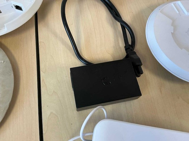 Ubiquiti unify acces point (4x) - afbeelding 15 van  19