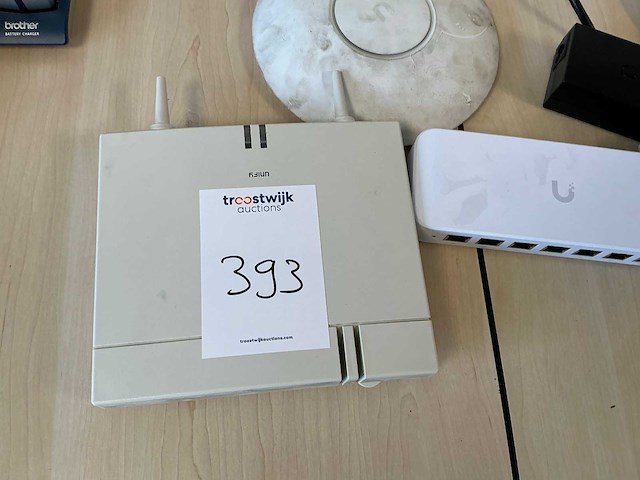 Ubiquiti unify acces point (4x) - afbeelding 16 van  19