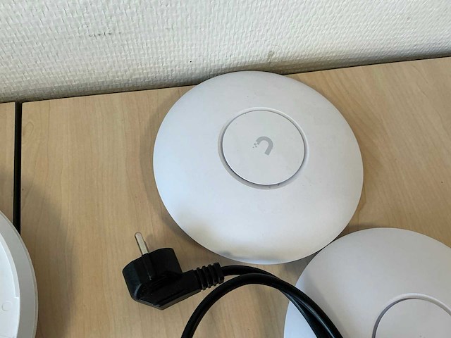 Ubiquiti unify acces point (4x) - afbeelding 8 van  9