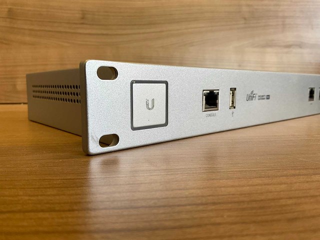 Ubiquiti usg pro 4 security gateway - afbeelding 2 van  6