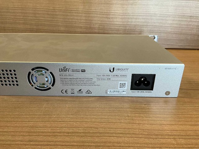 Ubiquiti usg pro 4 security gateway - afbeelding 6 van  6