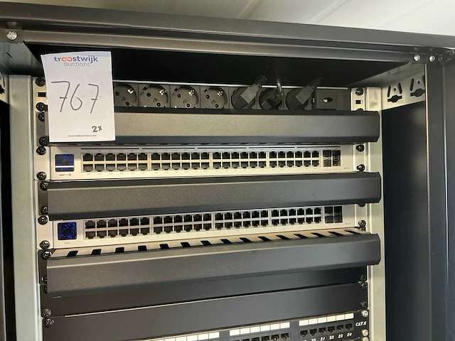 Ubiquiti usw pro 48 poe switch - afbeelding 5 van  5