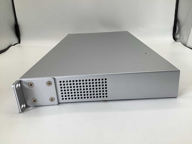 Ubiquity unify us-16-150w 16 ports power over ethernet switch - afbeelding 5 van  7