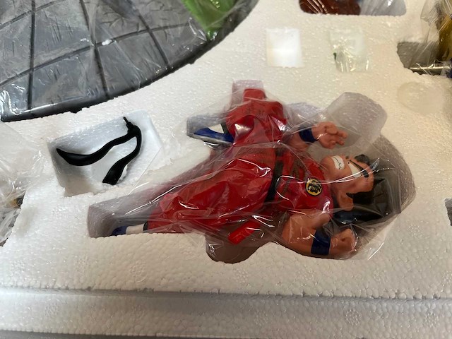 Uc studio - dragon ball piccolo vs goku diorama statue – limited edition 0/400 - afbeelding 14 van  15