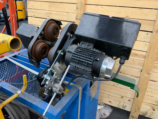 Udzwig v684 kabellier - afbeelding 2 van  4