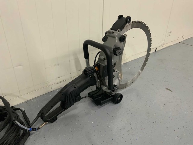 Uf equipment - 2025 - ac8500 - betonzaag - afbeelding 4 van  22