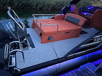 Uf equipment - 2026 - 25 foot luxe pontonboot - afbeelding 7 van  26