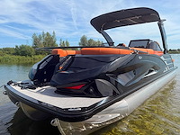 Uf equipment - 2026 - 25 foot luxe pontonboot - afbeelding 14 van  26