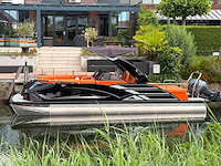 Uf equipment - 2026 - 25 foot luxe pontonboot - afbeelding 15 van  26