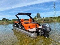 Uf equipment - 2026 - 25 foot luxe pontonboot - afbeelding 20 van  26
