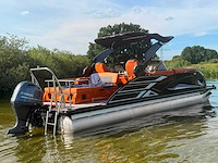 Uf equipment - 2026 - 25 foot luxe pontonboot - afbeelding 26 van  26