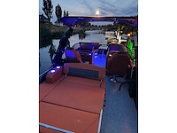 Uf equipment - 2026 - 25 foot luxe pontonboot - afbeelding 12 van  13
