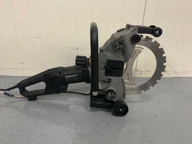 Uf equipment - 2026 - ac7400 - betonzaag - afbeelding 6 van  15