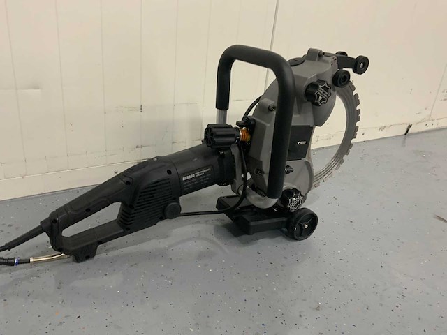 Uf equipment - 2026 - ac7400 - betonzaag - afbeelding 5 van  24