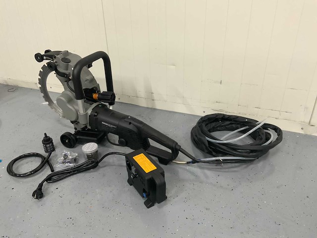 Uf equipment - 2026 - ac7400 - betonzaag - afbeelding 8 van  19