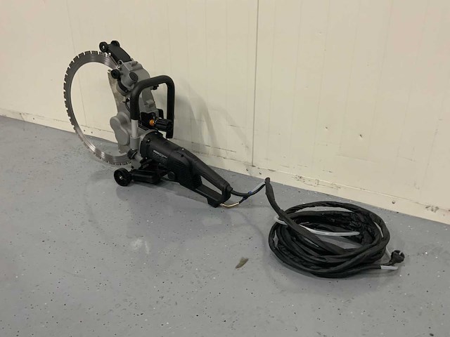 Uf equipment - 2026 - ac8500 - betonzaag - afbeelding 4 van  6