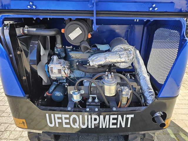 Uf equipment - nm25 minigraver - 2025 - met kubota motor en snelwisselsysteem incl. 3 bakken - afbeelding 15 van  33