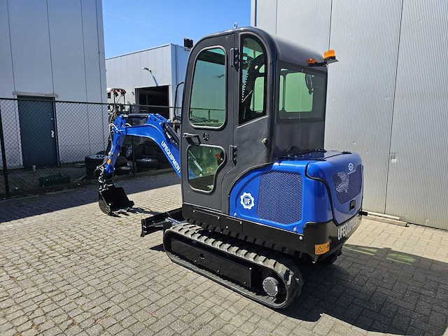 Uf equipment - nm25 minigraver - 2025 - met kubota motor en snelwisselsysteem incl. 3 bakken - afbeelding 23 van  33