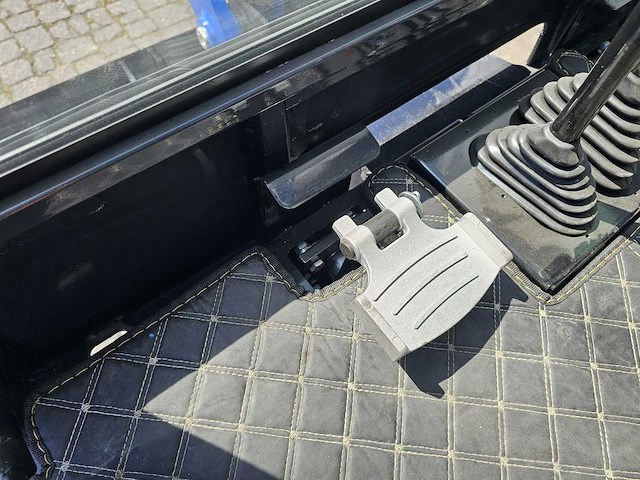 Uf equipment - nm25 minigraver - 2025 - met kubota motor en snelwisselsysteem incl. 3 bakken - afbeelding 21 van  33