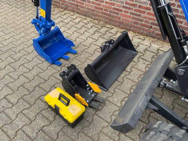 Uf equipment nm-e15 rupsgraafmachine - afbeelding 4 van  15