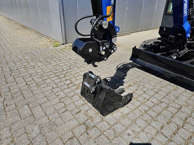 Uf equipment nm25 - minigraafmachine - snelwisselsysteem - 3 bakken - 2026 - afbeelding 6 van  31