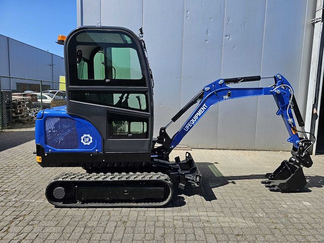 Uf equipment nm25 - minigraafmachine - snelwisselsysteem - 3 bakken - 2026 - afbeelding 28 van  31