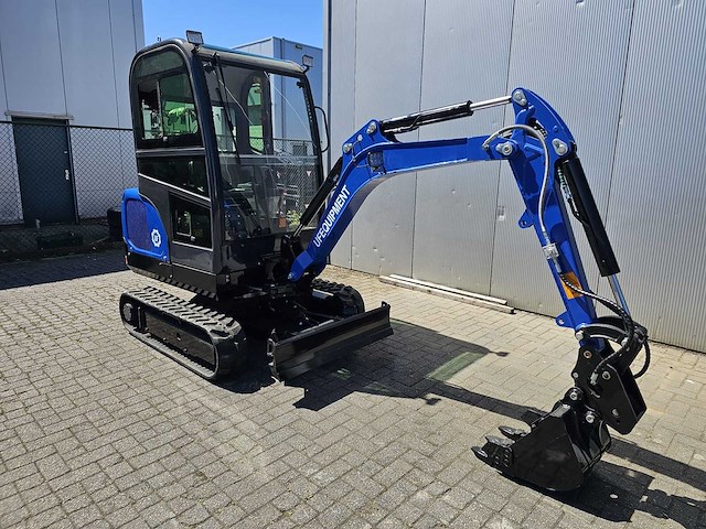 Uf equipment nm25 - minigraafmachine - snelwisselsysteem - 3 bakken - 2026 - afbeelding 29 van  31
