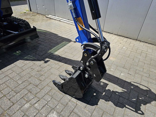 Uf equipment nm25 - minigraafmachine - snelwisselsysteem - 3 bakken - 2026 - afbeelding 13 van  31
