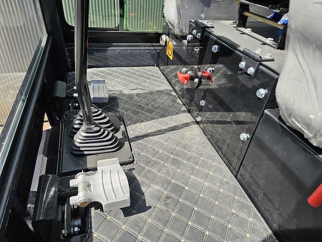 Uf equipment nm25 - minigraafmachine - snelwisselsysteem - 3 bakken - 2026 - afbeelding 19 van  31
