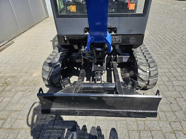 Uf equipment nm25 - minigraafmachine - snelwisselsysteem - 3 bakken - 2026 - afbeelding 3 van  31
