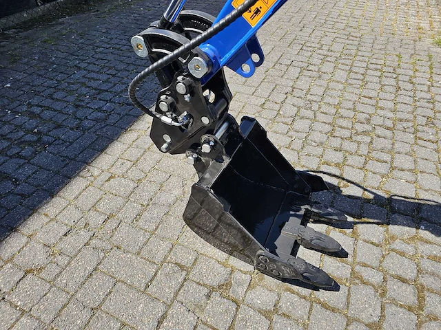 Uf equipment nm25 - minigraafmachine - snelwisselsysteem - 3 bakken - 2026 - afbeelding 4 van  31