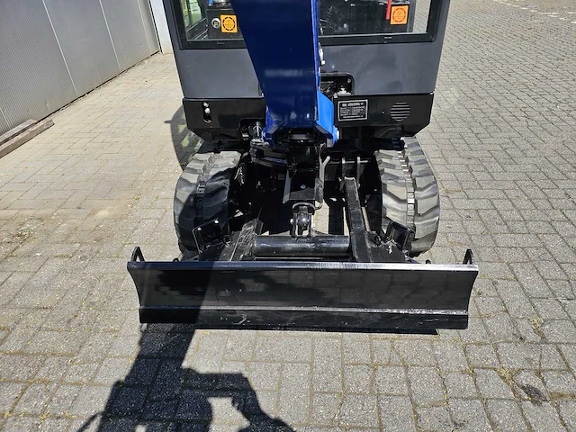 Uf equipment nm25 - minigraafmachine - snelwisselsysteem - 3 bakken - 2026 - afbeelding 10 van  31