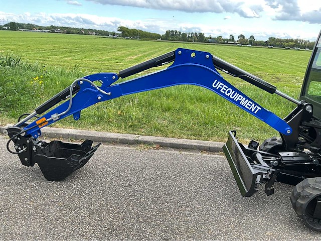 Uf equipment nm25 kubota - 2.5t minigraafmachine - snelwisselsysteem - 3 bakken - 2026 - afbeelding 3 van  27