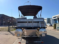Uf marine - 2026 - 22ft - ponton boot / consoleboot - afbeelding 15 van  37