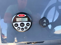 Uf marine - 2026 - 22ft - ponton boot / consoleboot - afbeelding 16 van  41