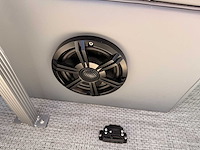 Uf marine - 2026 - 22ft - ponton boot / consoleboot - afbeelding 21 van  41