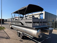 Uf marine - 2026 - 22ft - ponton boot / consoleboot - afbeelding 33 van  37