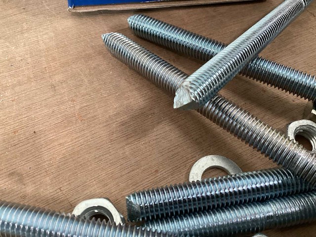Ufast ucs12160 ankerstang m12x160 met moer en revet (720x) - afbeelding 4 van  4
