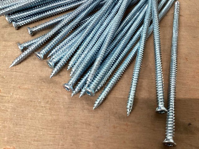 Ufast ufczs75202 kozijnschroef 7,5x202 verzinkt (4800x) - afbeelding 2 van  5