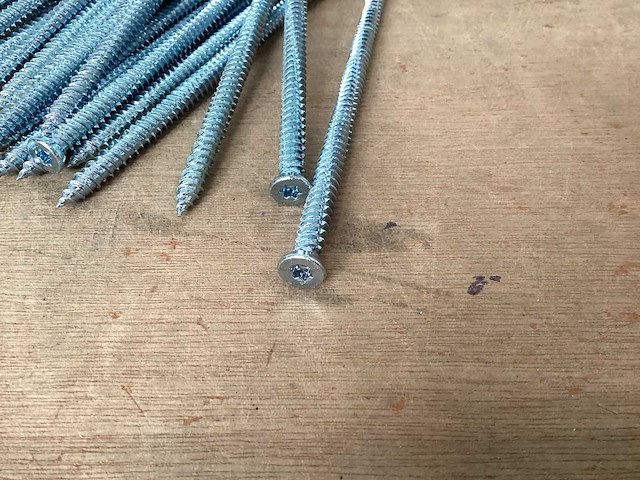 Ufast ufczs75202 kozijnschroef 7,5x202 verzinkt (4800x) - afbeelding 3 van  5