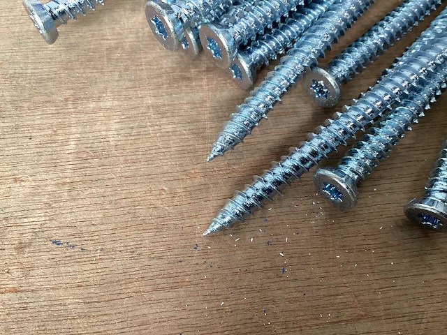 Ufast ufczs75202 kozijnschroef 7,5x202 verzinkt (4800x) - afbeelding 3 van  4